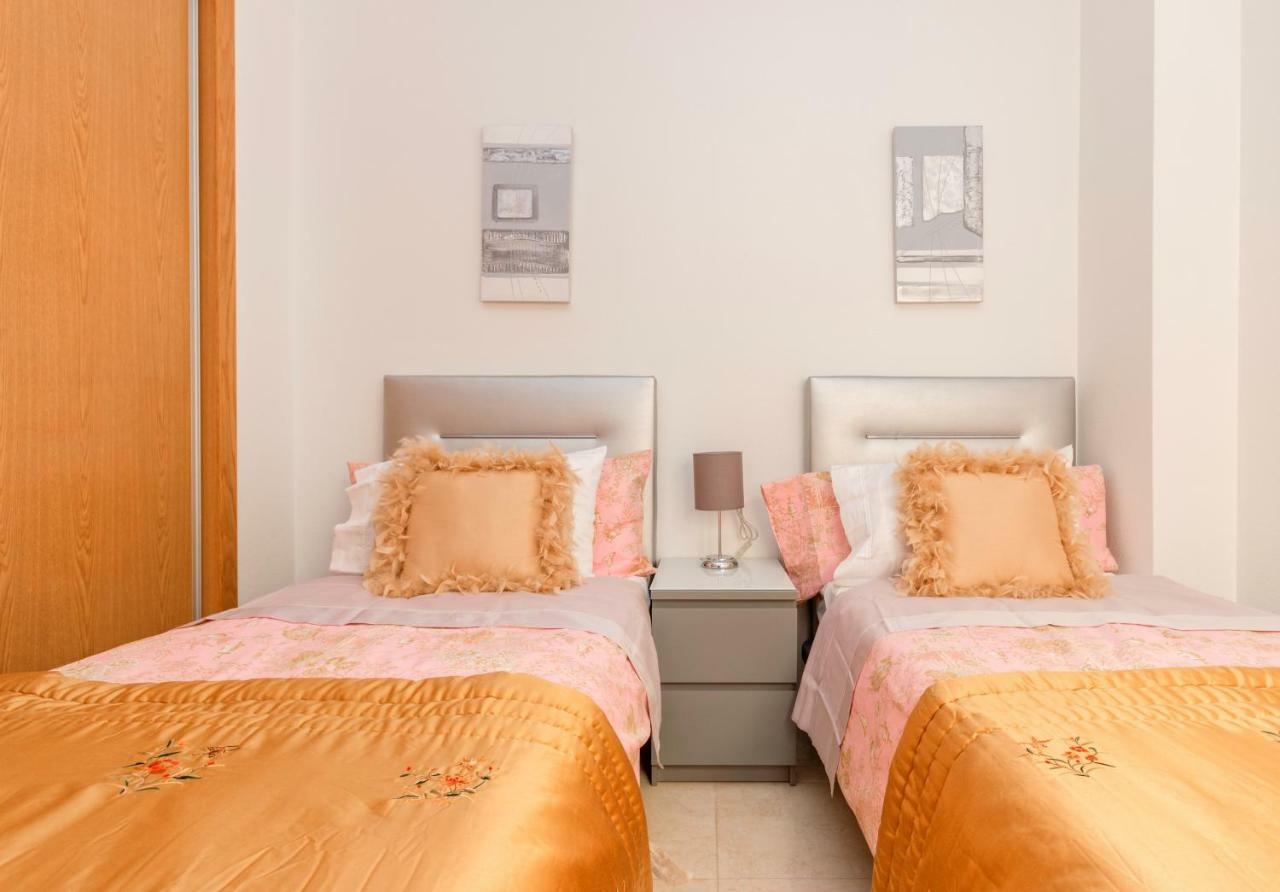 Ferienwohnung Residential Jardin Del Pintor - La Casa Amarilla Jacarilla Exterior foto