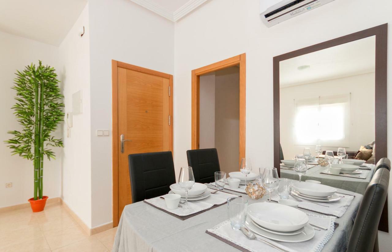Ferienwohnung Residential Jardin Del Pintor - La Casa Amarilla Jacarilla Exterior foto